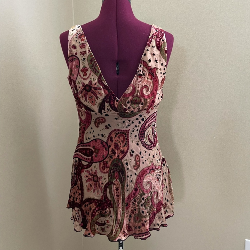 Alexia Admor Paisley Velvet Burnout Tank Top - Picture 5 of 10